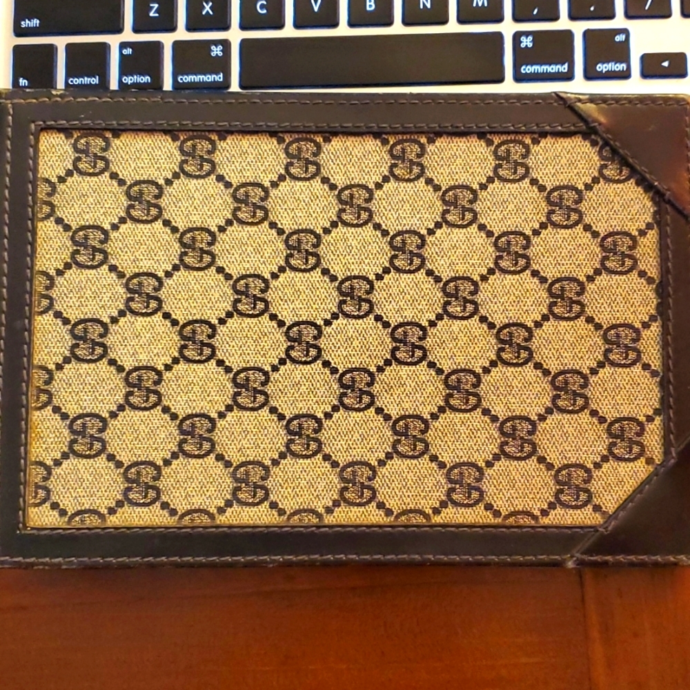 Gucci  FLASH